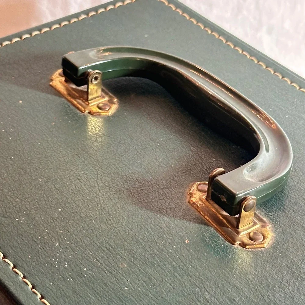 Vintage Jewelry Box Forest Green Good Faux Leather Brass Latch Top Handle Case